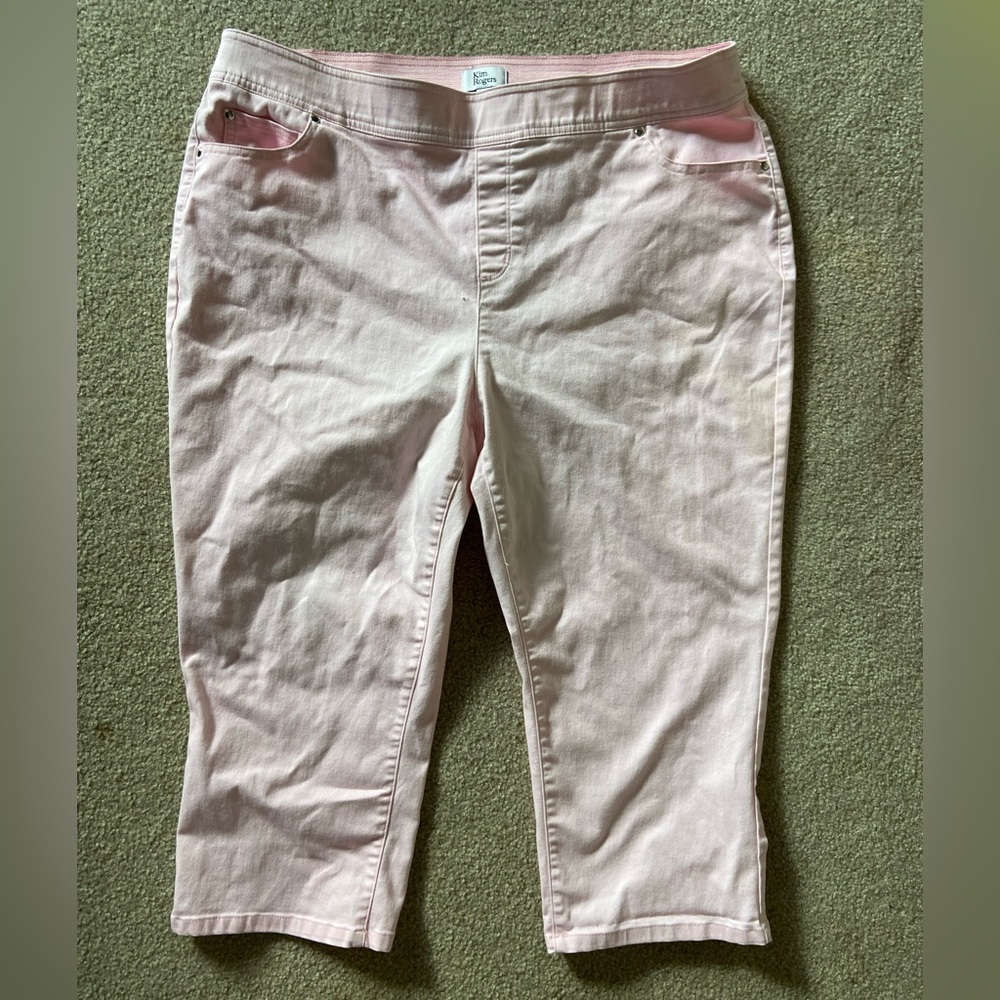Light Pink Women's Capri Pants